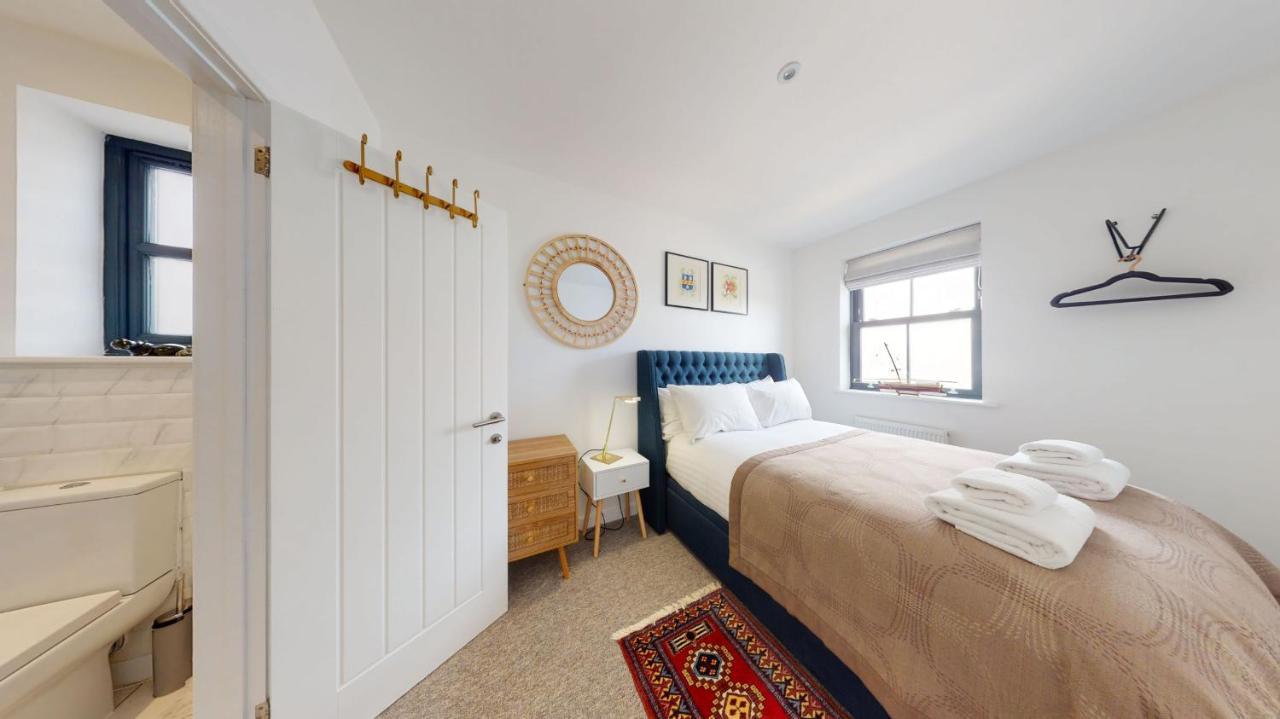 05 Queensway Gardens, هايلي المظهر الخارجي الصورة